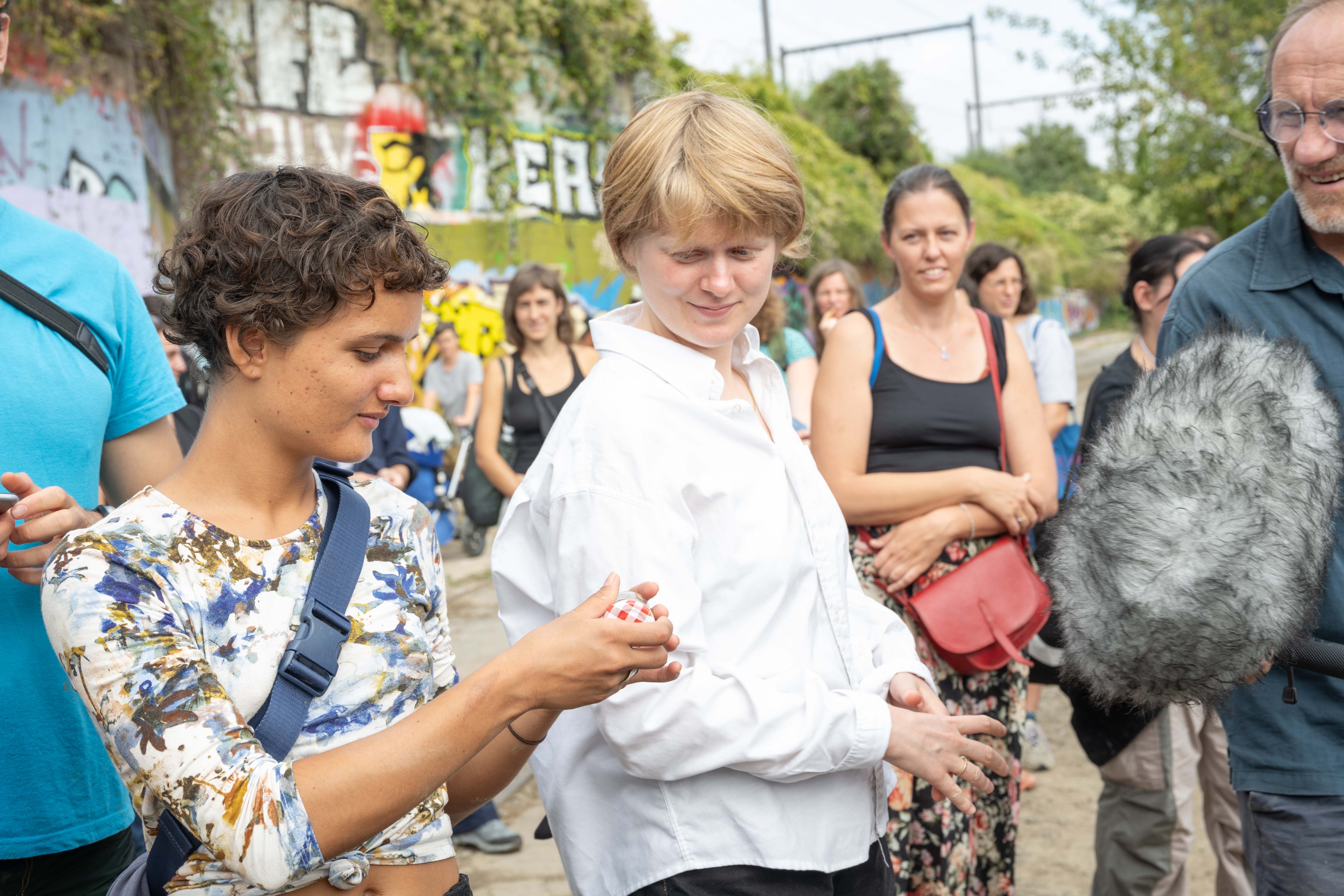 Présentation de l'eau du Lago Bullicante (image: Bea Borgers)